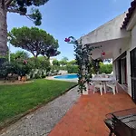 Villa Vintage Design In Vale Do Lobo Loulé