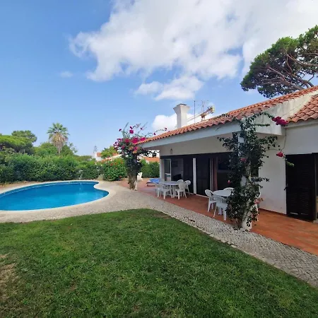 Vintage Design In Vale Do Lobo Villa *