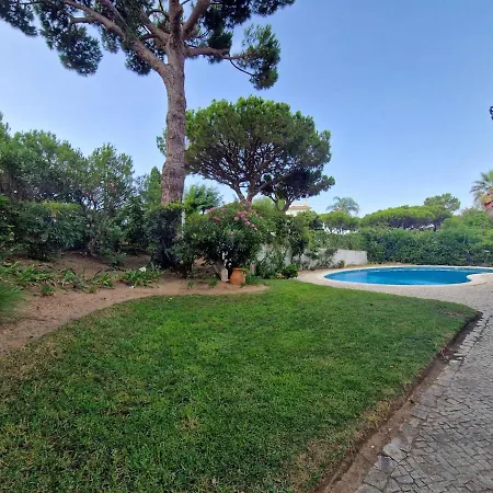 Vintage Design In Vale Do Lobo Villa *