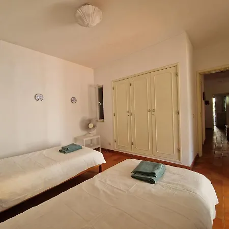 Vintage Design In Vale Do Lobo