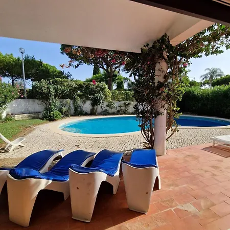 Vintage Design In Vale Do Lobo Villa *