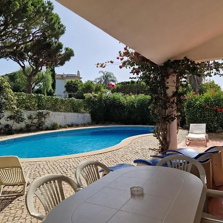 Villa Vintage Design In Vale Do Lobo Loulé