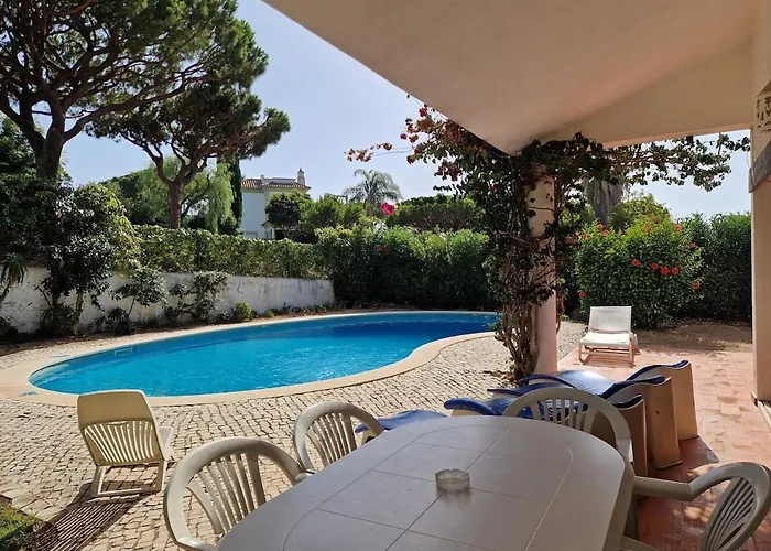 Villa Vintage Design In Vale Do Lobo Loulé