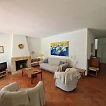 Vintage Design In Vale Do Lobo *