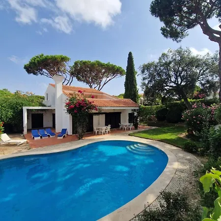 Villa Vintage Design In Vale Do Lobo