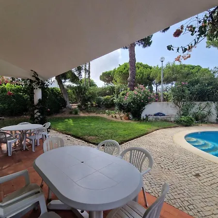 Vintage Design In Vale Do Lobo Villa *