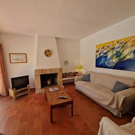 Vintage Design In Vale Do Lobo *