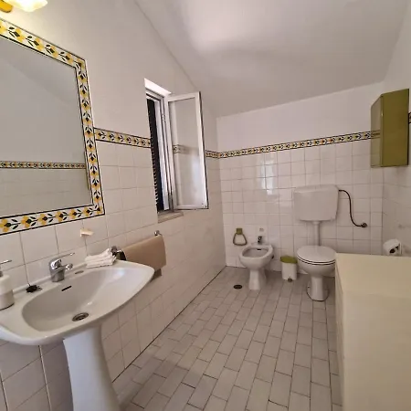 Villa Vintage Design In Vale Do Lobo *