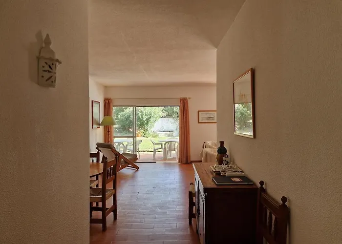 Vintage Design In Vale Do Lobo